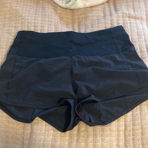 Black lululemon speed ups